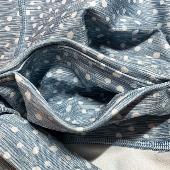 GAPFIT Blue White Polka Dot Blackout Print 7/8 Leggings 2 Leg, 1 Waist Pockets L - Picture 10 of 12